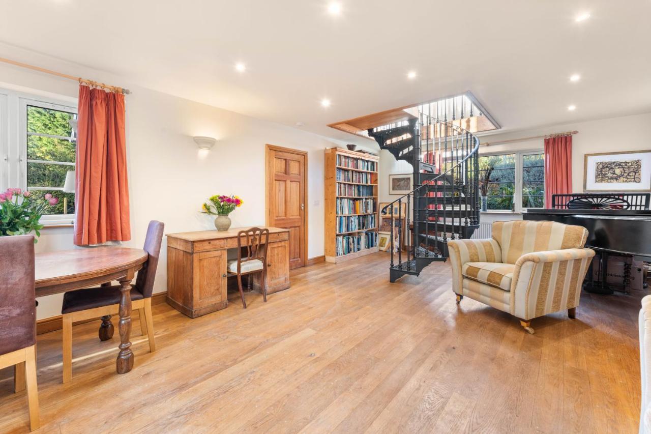 Country House With 7 Bedrooms And 3 Buildings Market Rasen Exterior photo