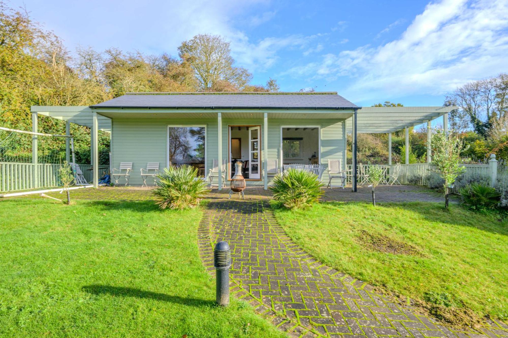 Country House With 7 Bedrooms And 3 Buildings Market Rasen Exterior photo