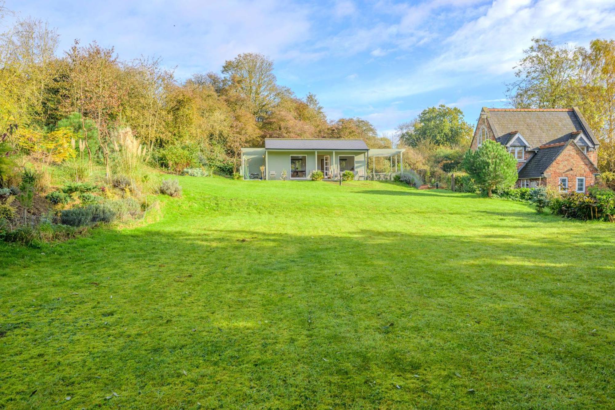 Country House With 7 Bedrooms And 3 Buildings Market Rasen Exterior photo