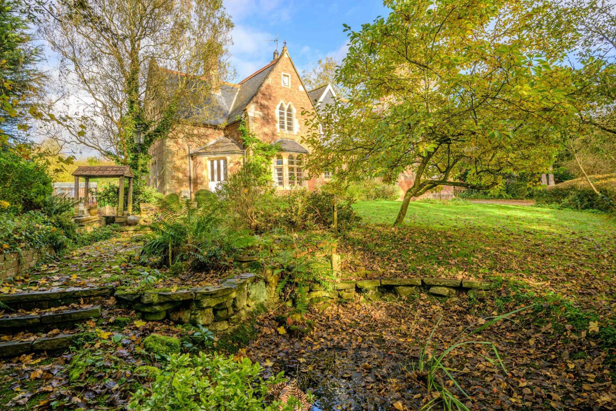 Country House With 7 Bedrooms And 3 Buildings Market Rasen Exterior photo
